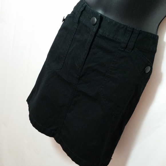 Ann Taylor LOFT Black Skirt - Size 4 - Picture 3 of 5